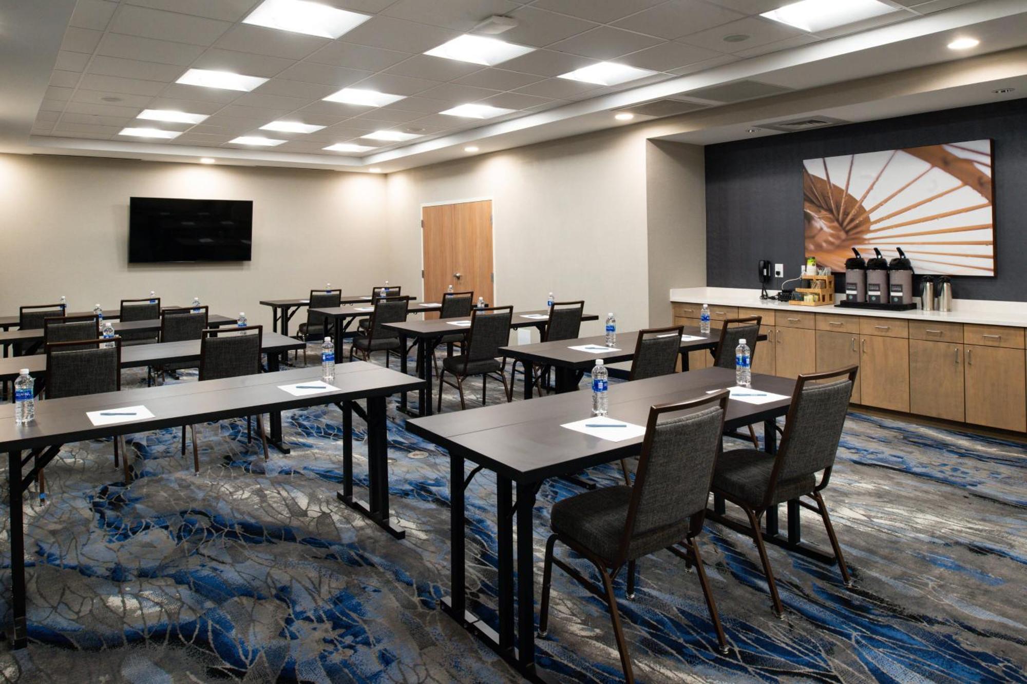 Fairfield Inn & Suites By Marriott Charlotte University Research Park Bagian luar foto